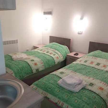 Apartman Novak Апартаменти *